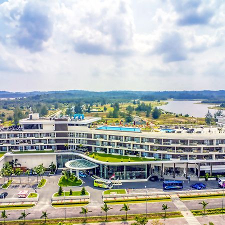 Grand Lagoi Hotel Bintan Экстерьер фото