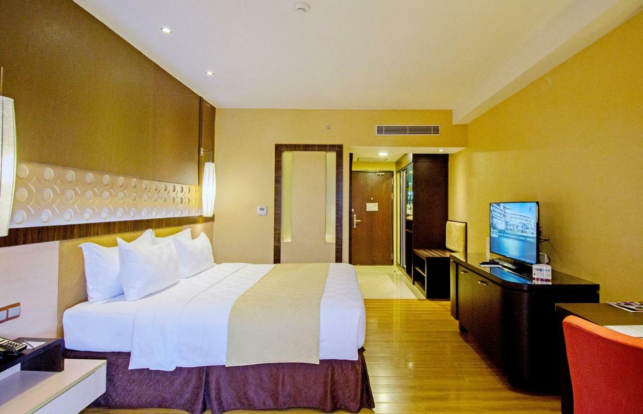 Grand Lagoi Hotel Bintan Экстерьер фото